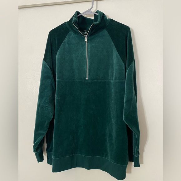 wild fable Tops - Wild Fable XXL deep green velvet quarter zip